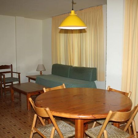 Apartamentos Pessets Adelaida Sort Exterior photo